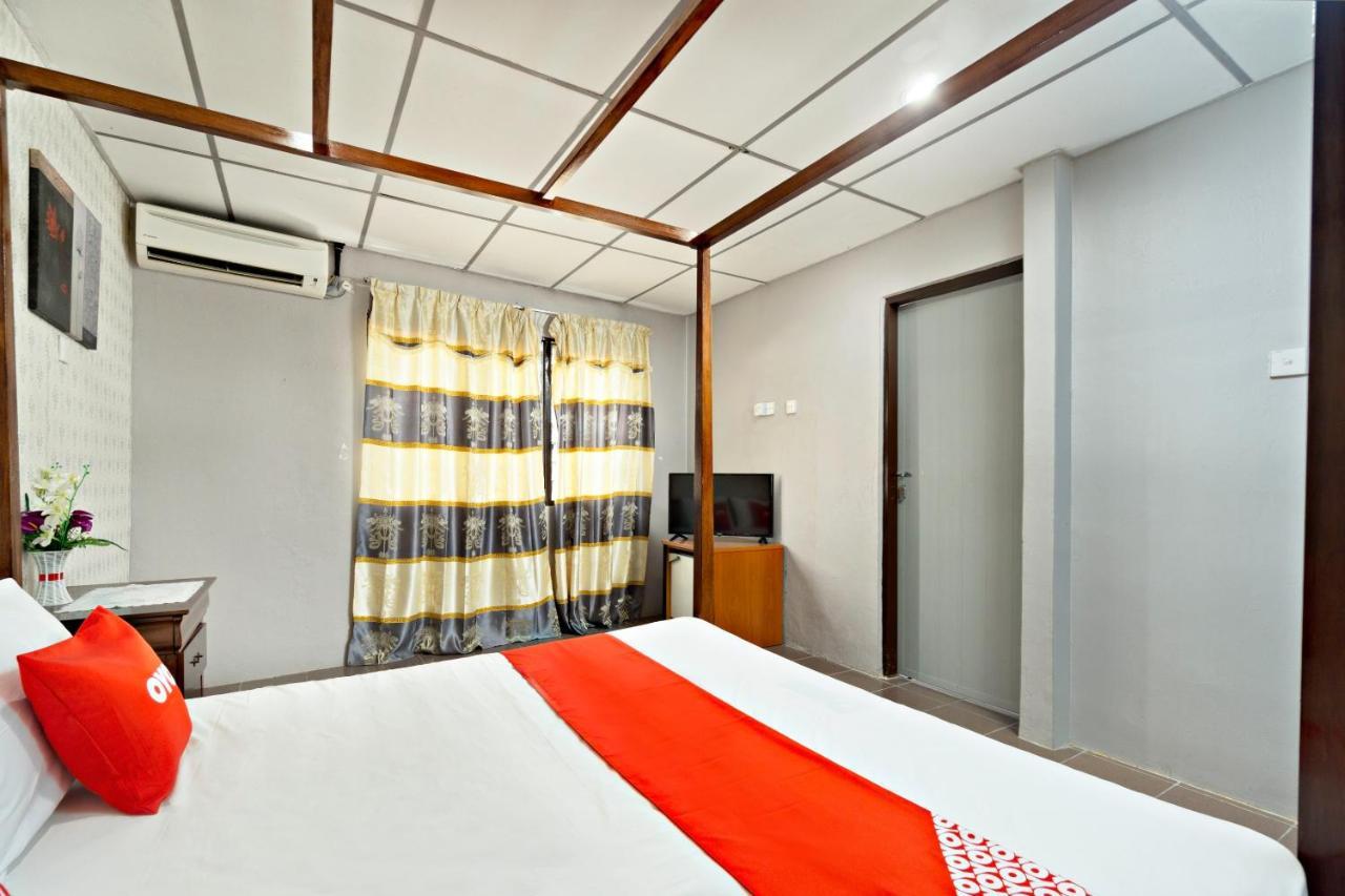 OYO 44101 Hotel DJ Palace Lumut Exterior foto