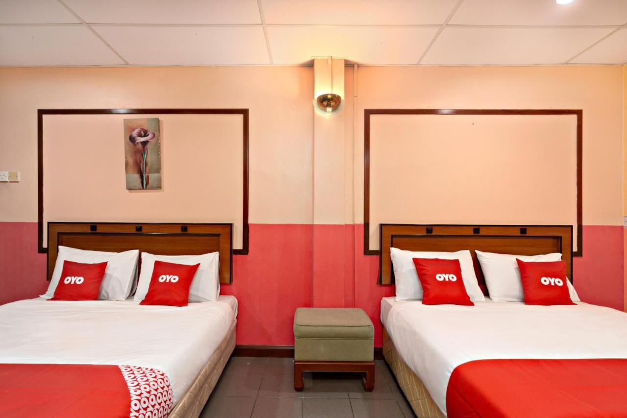 OYO 44101 Hotel DJ Palace Lumut Exterior foto