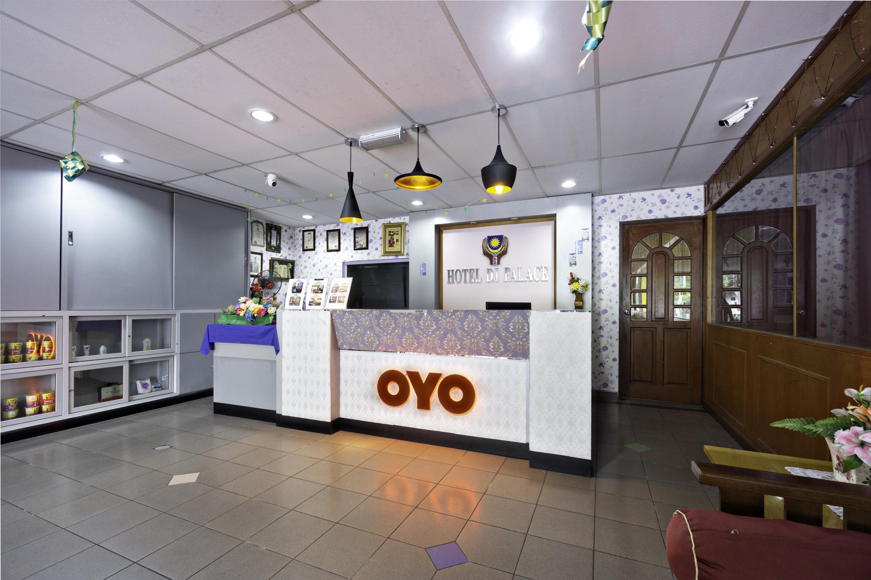OYO 44101 Hotel DJ Palace Lumut Exterior foto