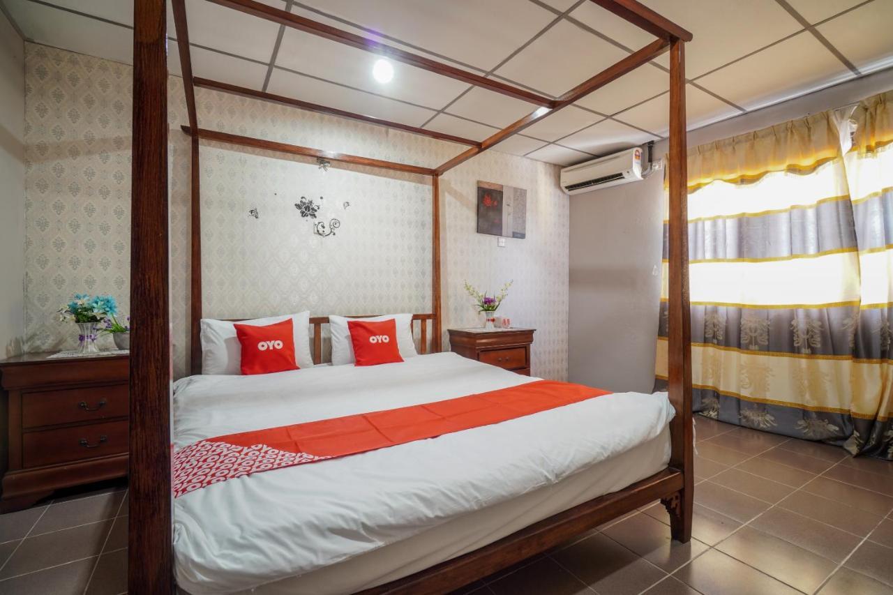 OYO 44101 Hotel DJ Palace Lumut Exterior foto
